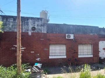 BYI-BYI-118_2 · Casa S/lote 8.66x15.56 m a Reciclar