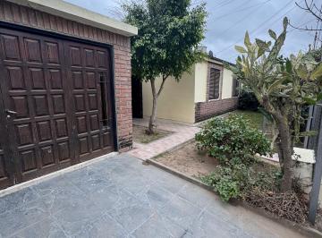Casa de 3 ambientes, Córdoba · Casa en Alquiler – Barrio Las Lilas