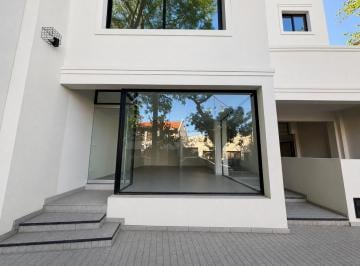 Local comercial · 47m² · 3 Ambientes · 1 Cochera · Local en La Quinta