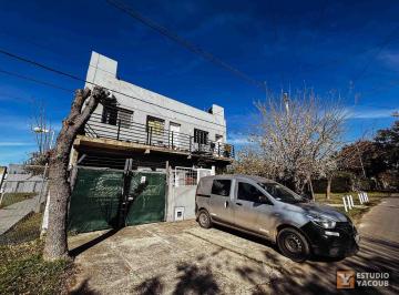 Casa · 220m² · 10 Ambientes · 4 Cocheras · Casa en Venta - 5 Dorm. 5 Baños - Cochera - 495 m² - City Bell, La Plata