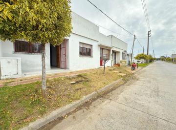 PH · 90m² · 4 Ambientes · Venta Casa C/ Local, Zona Villa Alduncin