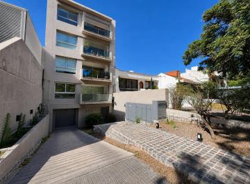 Edificio · Departamento en Venta en Quinta Seccion Mendoza