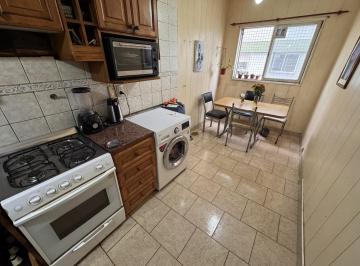 Departamento · 78m² · 4 Ambientes · Departamento de 4 Ambientes Excelente Ubicacion