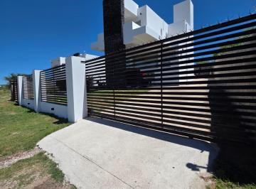 Casa en Venta de 3 ambientes Tierralta Comarca Serrana · Casa en Tierra Alta con Pileta