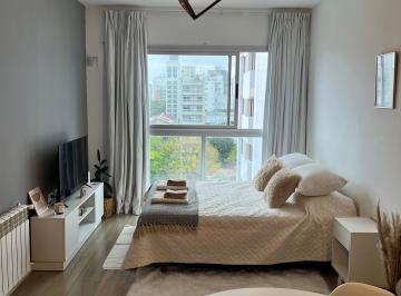 Departamento de 1 ambiente, La Plata · Monoambiente Premium Amoblado con Terraza y Pileta La Plata - Alquiler Temporal