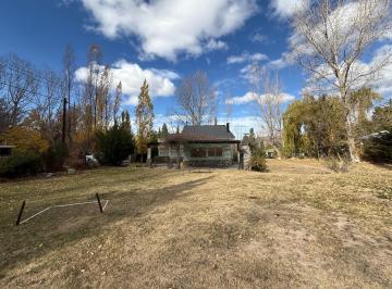 Casa · 225m² · 2 Dormitorios · 1 Cochera · Casa en Las Carditas - Potrerillos