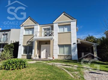 Casa · 180m² · 5 Ambientes · 2 Cocheras · Casa en Venta y Alquiler en Barrio Cerrado Altos del Sol Parque Leloir