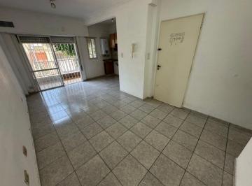 Departamento de 2 ambientes, Avellaneda · Venta de Departamento 2 Ambientes en Wilde Centro con Espacio Guardacoche
