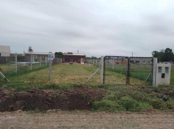 Terreno · 300m² · Terreno en Venta - 300 m² - Ángel Etcheverry, La Plata
