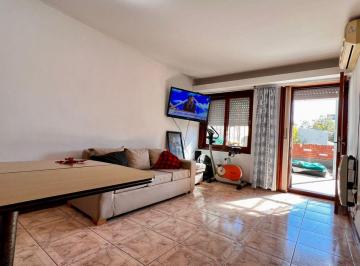 Departamento · 43m² · 2 Ambientes · 1 Cochera · Departamento con Cochera y Amplia Terraza en Venta en La Plata
