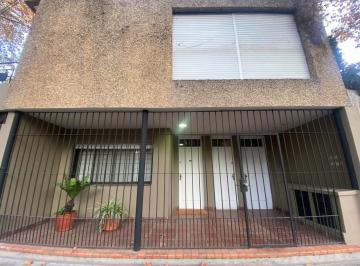 Casa · 120m² · 3 Ambientes · Casa en P. H