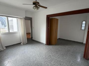 Departamento · 40m² · 2 Ambientes · Departamento 2 Amb y 1/2 Interno Muy Luminoso!