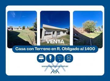 Casa · 850m² · 5 Ambientes · 1 Cochera · Casa con Terreno de 1700 m² en Rafael Obligado Al 1400, Pergamino, Buenos Aires