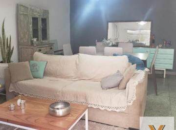 PH · 50m² · 2 Ambientes · PH en Venta - 1 Dormitorio 1 Baño - Castelar