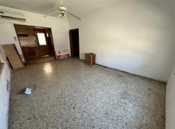 Casa de 3 ambientes, Avellaneda · Venta de Casa 3 Ambientes a Reciclar en V. Dominico