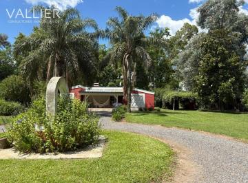Quinta vacacional · 130m² · 5 Ambientes · 1 Cochera · Casa Quinta en Venta en Los Cardales, Exaltación de La Cruz, G. B. a. Zona Norte