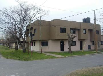 Departamento de 3 ambientes, La Plata · Departamento Dos Dormitorio Primer Piso por Escalera, Oprtunidad!