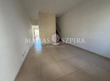 PH · 70m² · 2 Dormitorios · 1 Cochera · PH 3 Ambientes