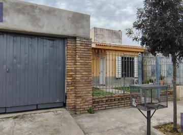 Casa · 4 Ambientes · 1 Cochera · Casa en Villa Mercedes