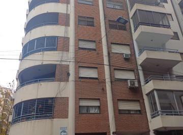 Departamento · 65m² · 4 Ambientes · Departamento en Centro