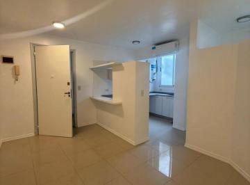 Departamento · 50m² · 3 Ambientes · Av Montes de Oca 1011