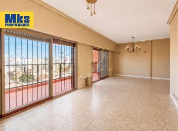 Departamento · 111m² · 4 Ambientes · 1 Cochera · Arzobispo Espinosa 1483