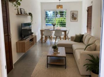 Casa de 3 ambientes, Córdoba · Casa con Pileta, Quincho y Espacio Para Emprendeimiento