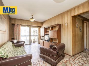 Departamento · 66m² · 4 Ambientes · 1 Cochera · Av Patricios 88