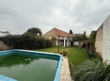 Casa de 7 ambientes, Córdoba · Casa a La Venta en Alto Alberdi 300 m² Cubiertos en 2 Plantas