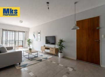 Departamento · 84m² · 4 Ambientes · Av Bartolomé Mitre 1331