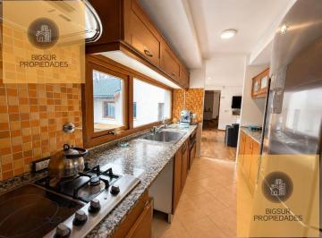 Casa de 6 ambientes, San Carlos de Bariloche · Casa Amoblada Alquiler Permanente