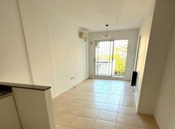 Departamento · 35m² · 2 Ambientes · Departamento de 1 Dormitorio con Poca Antigüedad
