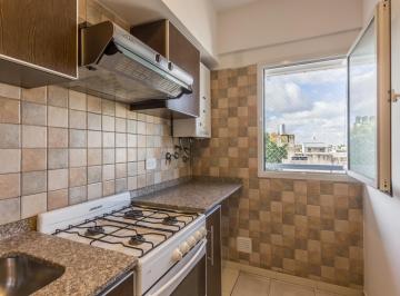 Departamento · 55m² · 3 Ambientes · Departamento en Venta de 3 Ambientes con Balcón en Caseros