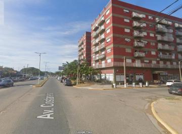 Local comercial · 152m² · 4 Ambientes · 1 Cochera · Local Sobre Costanera y 19 Ed. Riazor San Clemente