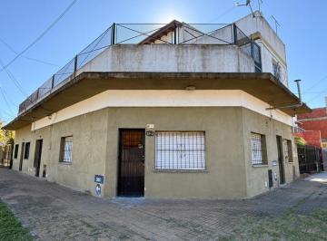 PH de 3 ambientes, Lomas de Zamora · 5 Departamentos en Block en Esquina
