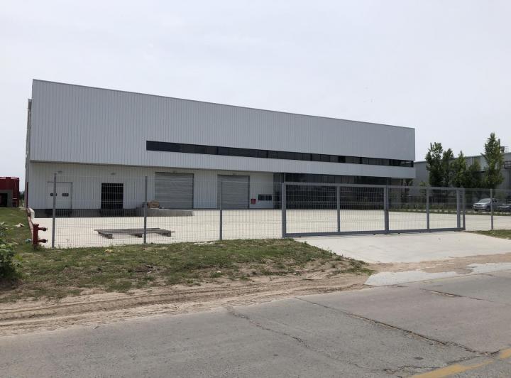 Depósito · 6400m²