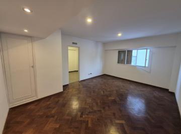 Departamento · 45m² · 2 Ambientes · Departamento de 1 Dormitorio Sobre Bv Oroño