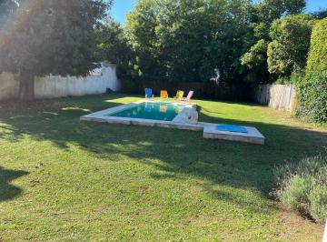 Casa · 120m² · 6 Ambientes · 2 Cocheras · Casa en Venta