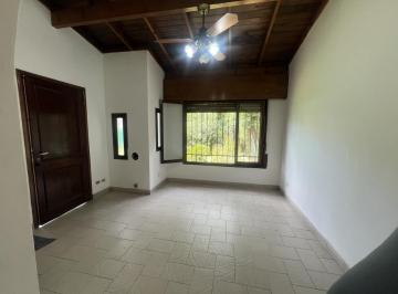 Casa · 90m² · 4 Ambientes · 2 Cocheras · Casa en Alquiler en Bella Vista, San Miguel