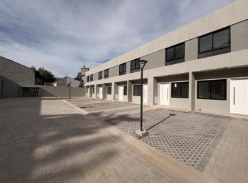 Departamento · 63m² · 3 Ambientes · 1 Cochera · Venta de Departamentos en Complejo