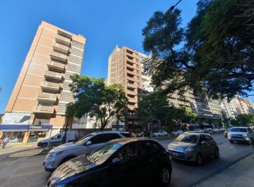 Departamento · 55m² · 3 Ambientes · Alquiler - 2 Dorm. - Bv. Chacabuco 100