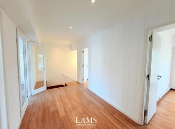Local comercial · 125m² · 5 Cocheras · Local en Venta en Barrio Juramento