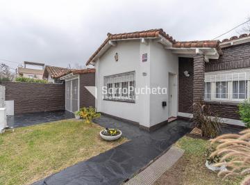 Casa · 107m² · 3 Ambientes · 1 Cochera · Venta Casa 3 Ambientes con Parque y Piscina en Ituzaingó.