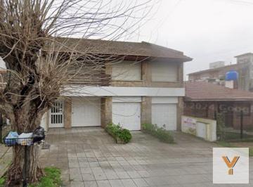 Departamento · 66m² · 2 Ambientes · 1 Cochera · Departamento en Venta - 1 Dormitorio 1 Baño - 100 m² - Mar del Plata