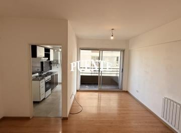 Departamento · 46m² · 2 Ambientes · 1 Cochera · Departamento en Banfield Este