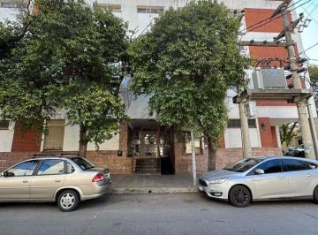 Departamento · 80m² · 5 Ambientes · Departamento en Venta 3 Habitaciones en Alto Alberdi Apto Crédito