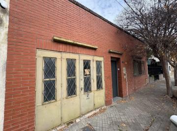 Casa · 94m² · 4 Ambientes · 1 Cochera · Casa en Venta en Pasaje Manuel Suarez 3400 - Rosario