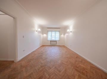 Departamento · 85m² · 4 Ambientes · Departamento en Centro