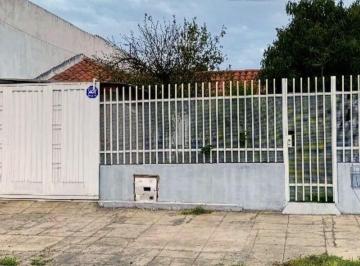 Casa · 110m² · 3 Ambientes · Casa Chalet en Venta en San Justo, La Matanza, G. B. a. Zona Oeste