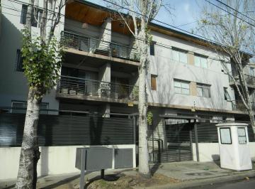 Departamento · 56m² · 2 Ambientes · 1 Cochera · Departamento en S. Isi. - Barrio Carreras